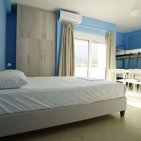 Otel Mimoza Borş